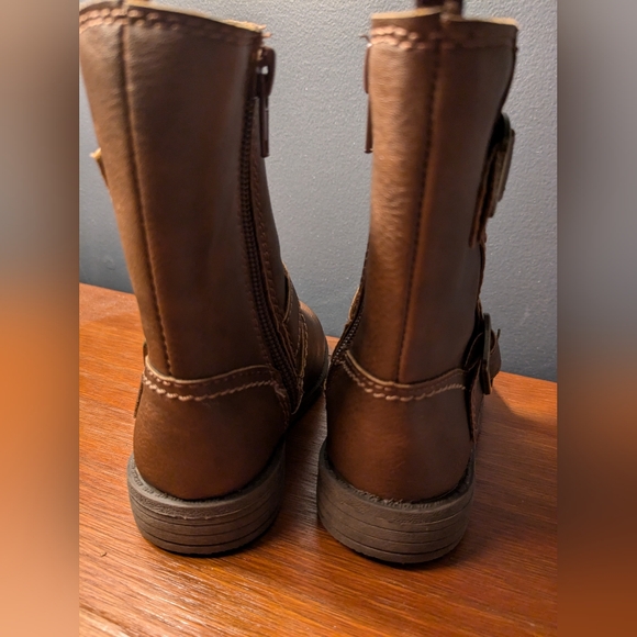 Carter's Size 5 Toddler Girls Boots - Picture 4 of 10